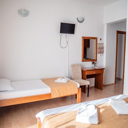 Apartments Bonita Ulcinj Esterno foto
