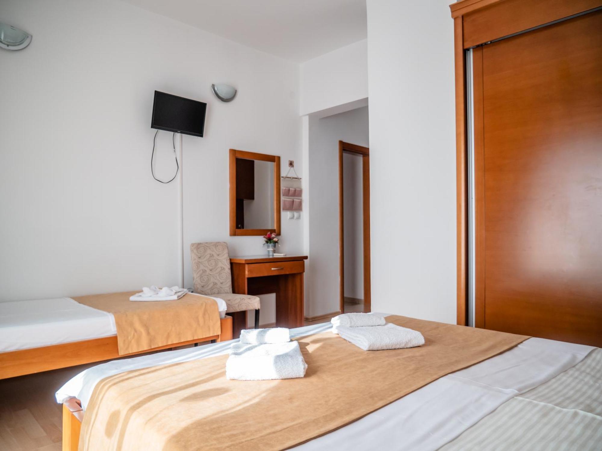 Apartments Bonita Ulcinj Esterno foto